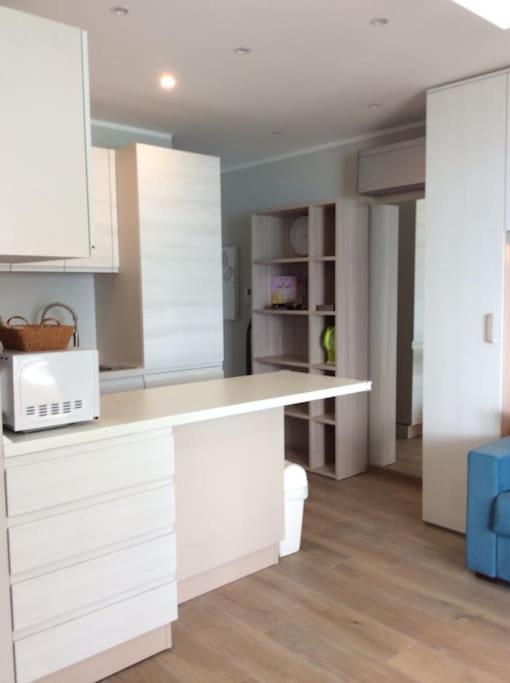 Bluemarine, Studio Vista Mare Menton Bagian luar foto
