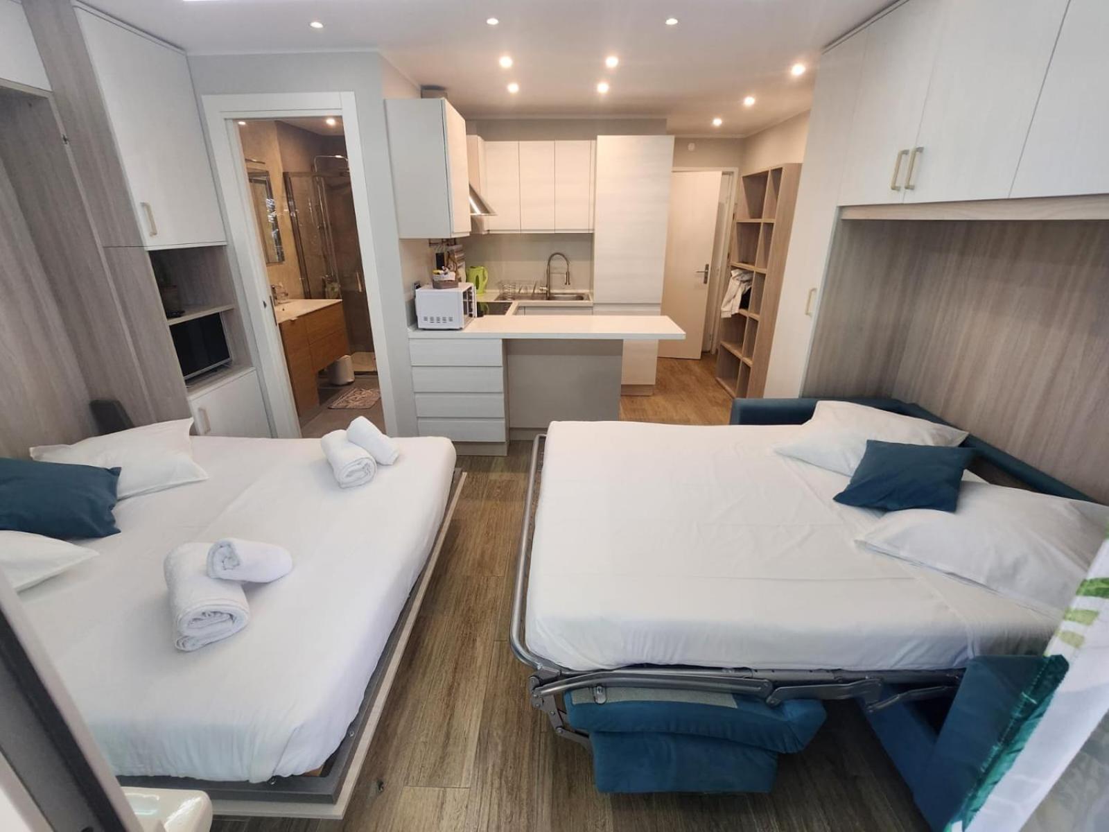 Bluemarine, Studio Vista Mare Menton Bagian luar foto